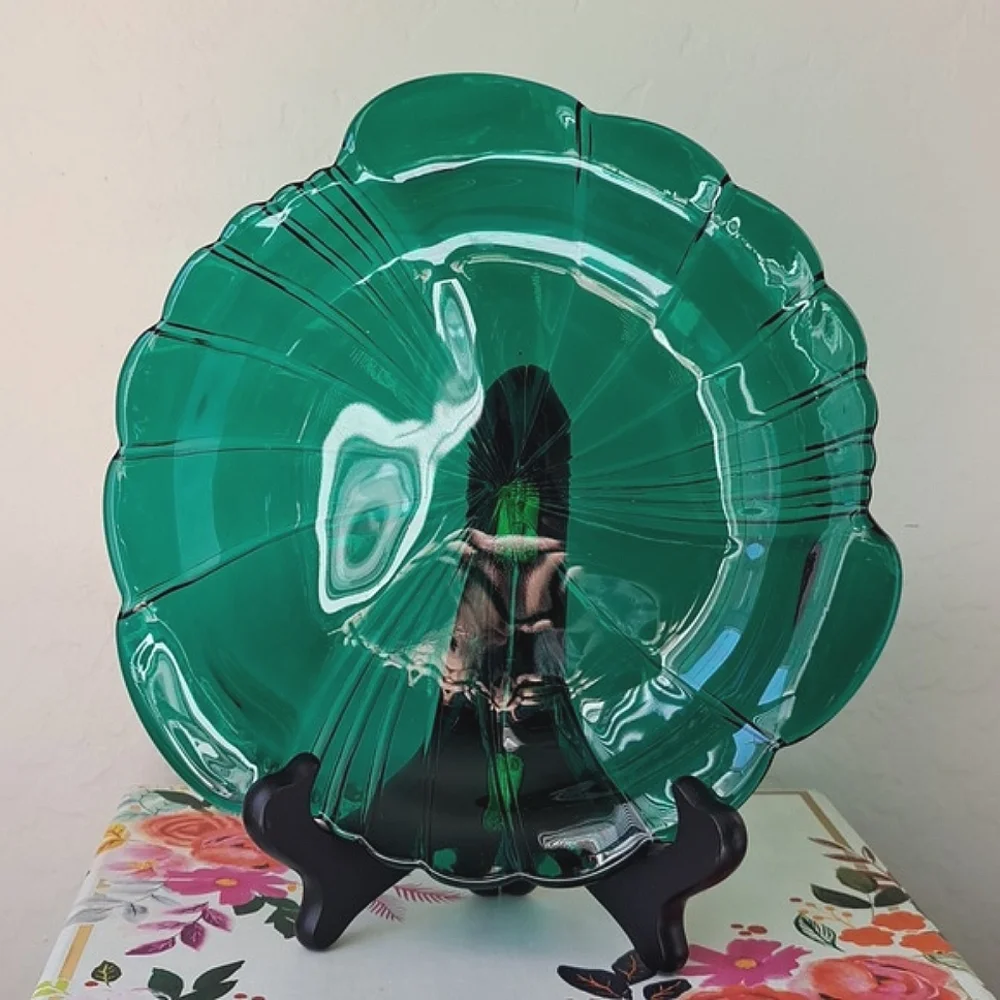 Early 20th Century Art Deco Emerald Green Glass Salad Dessert Plate Vintage